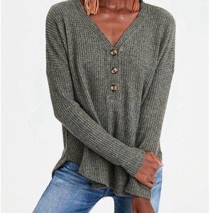 American Eagle Army Green Henley Waffle Thermal